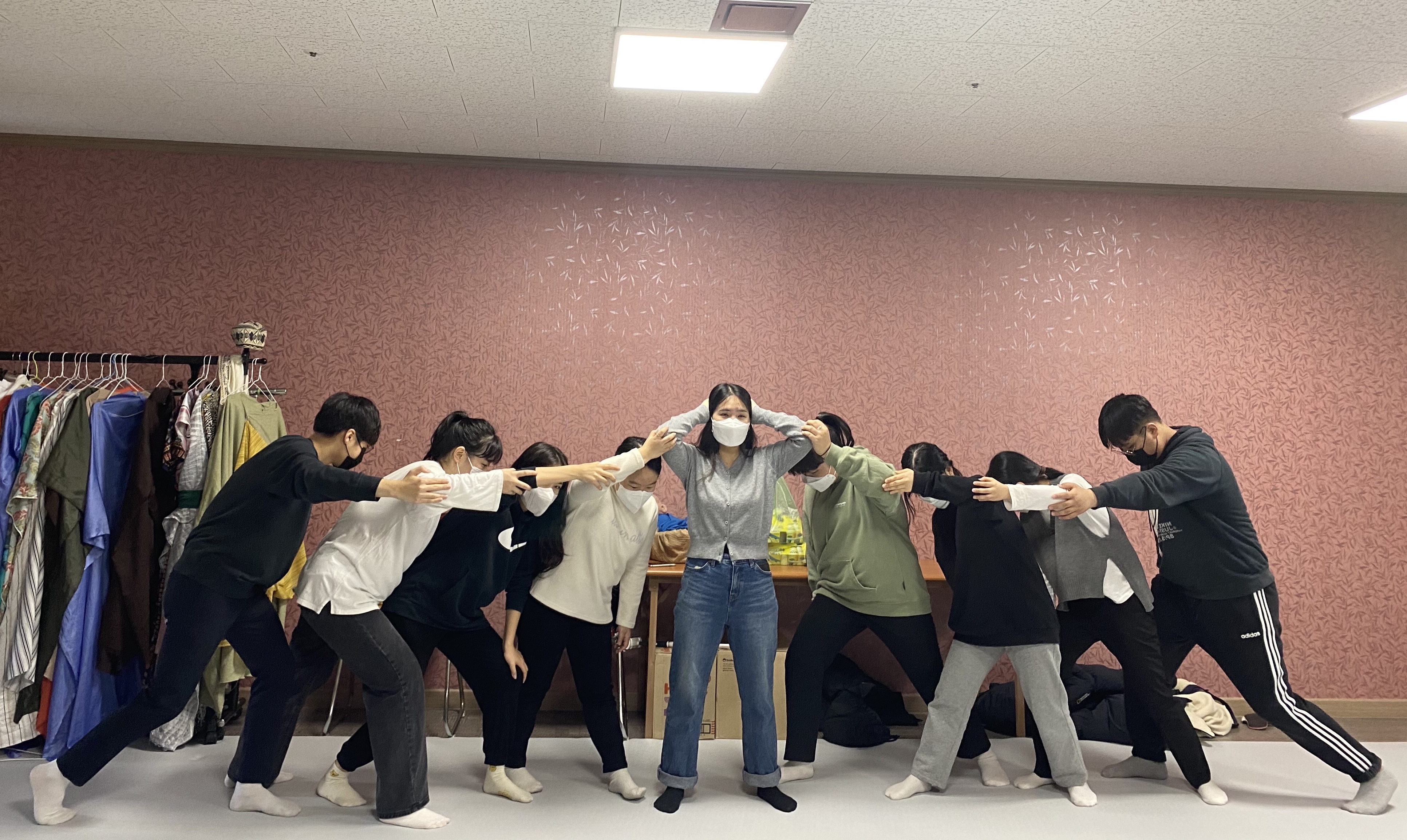 중고등부_성탄준비.jpg